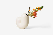 Load image into Gallery viewer, Kirby Vase set